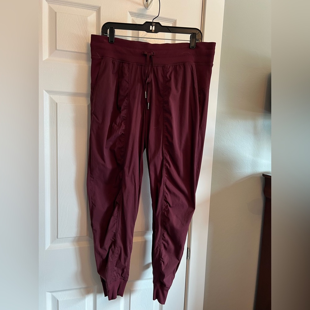 Lululemon Dance Studio Mid Rise Jogger Sz 12